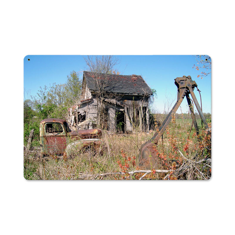 FARM HOUSE 18 x 12