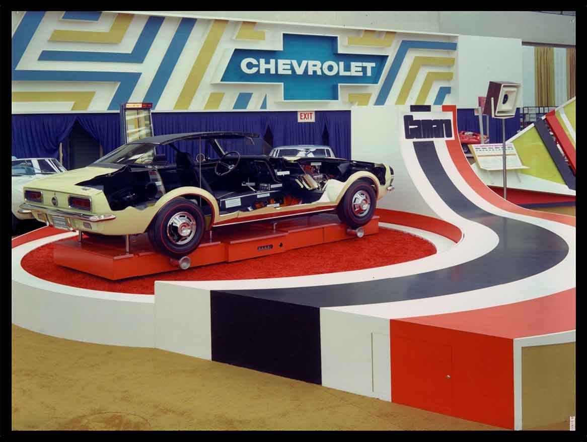 1967 CHEVROLET CAMARO CUTAWAY 16 x 12