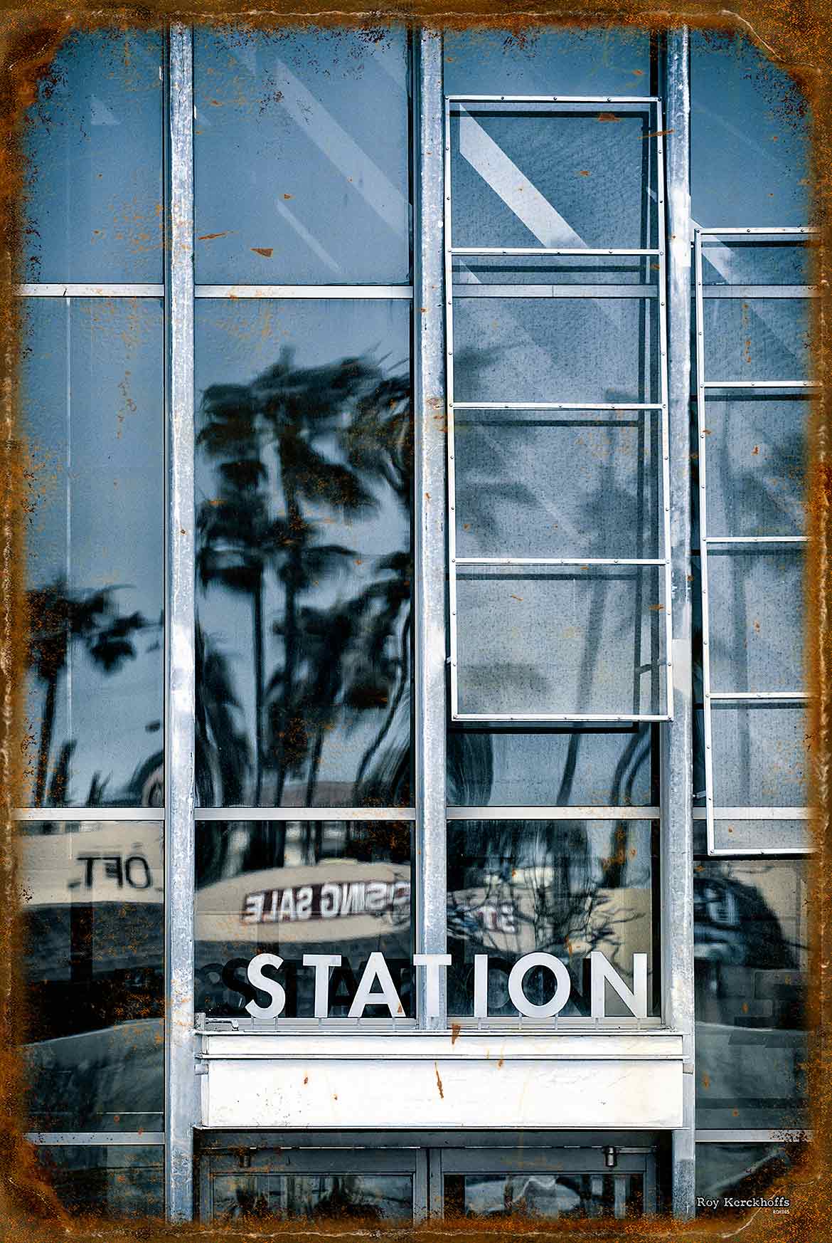 Solana Beach Station 16 X 24
