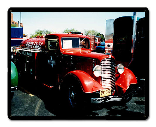 DIAMOND T 1933 MODEL T211 15 x 12