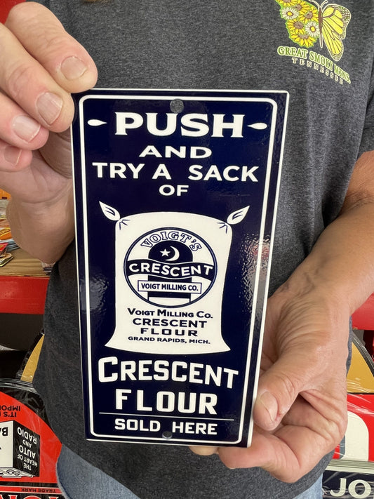 Crescent Flour