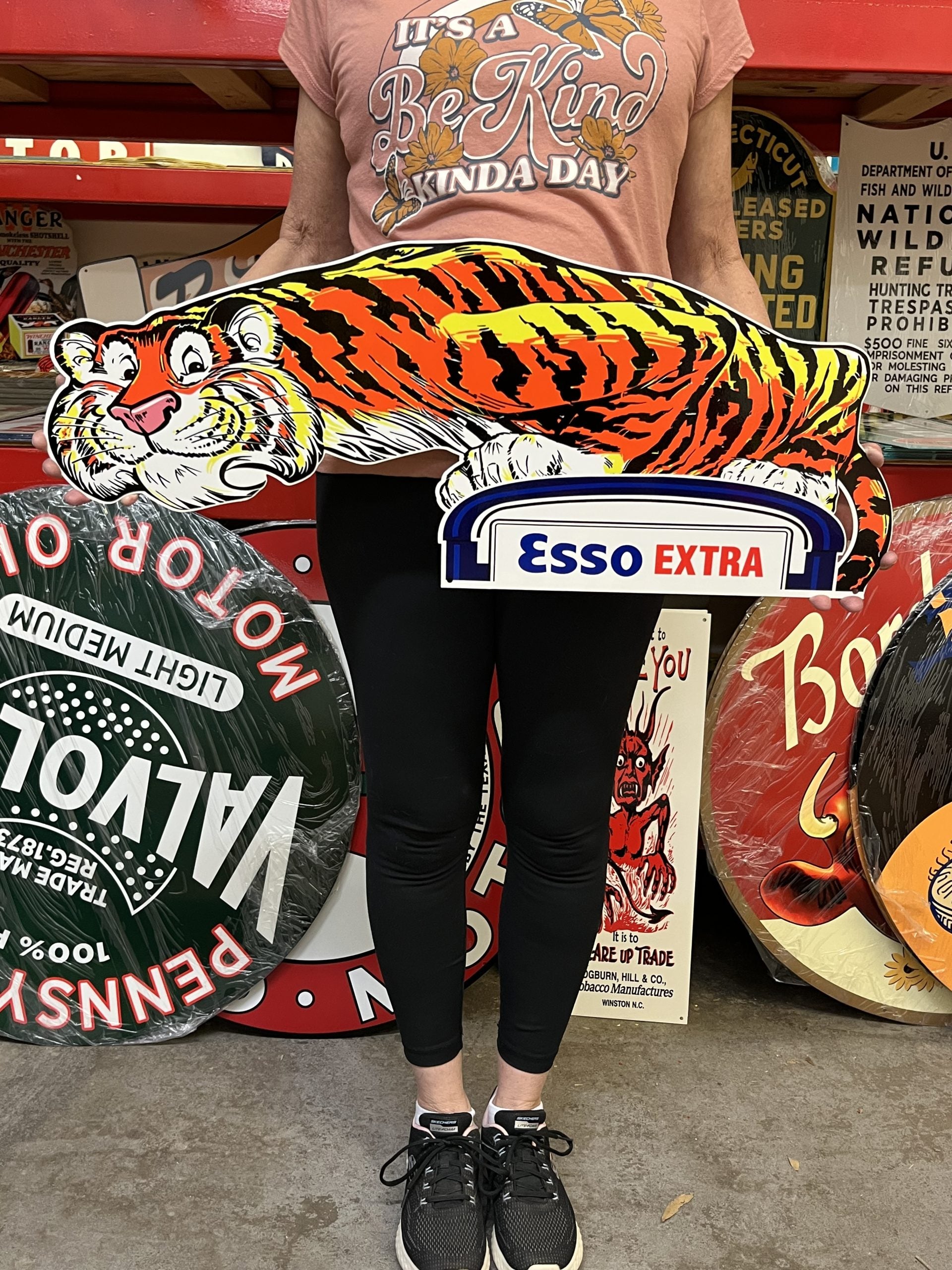 Esso Tiger – The Vintage Retro Signs Company
