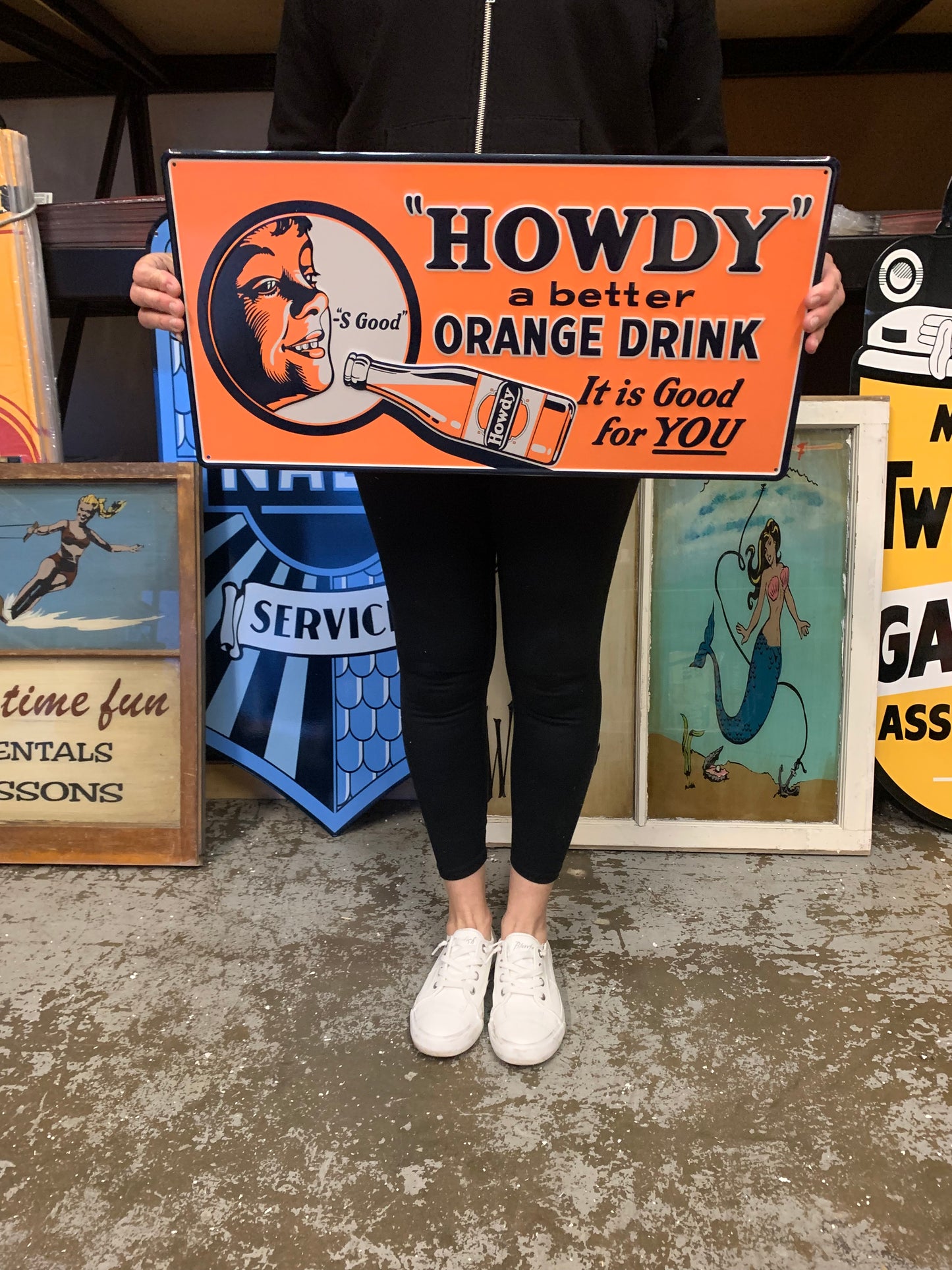 Howdy Orange